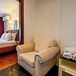 Mangana Hotell 4*