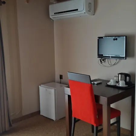 曼加纳科纳克酒店