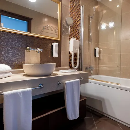 曼加纳科纳克酒店 酒店