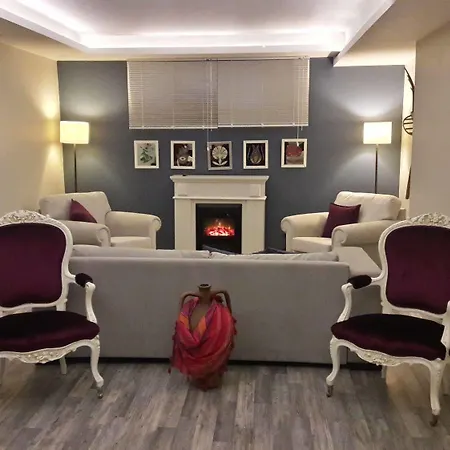 Otel Mangana 4*