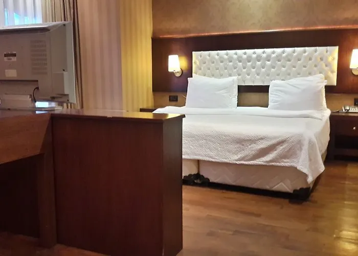 Отель Mangana 4*