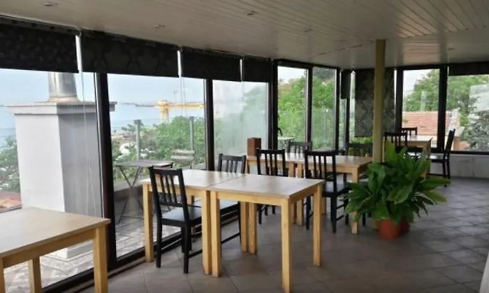 Отель Mangana 4*